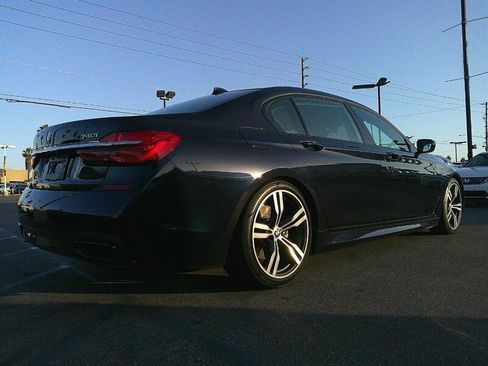Used 2019 BMW 740i w/ Executive Package RWD image 8