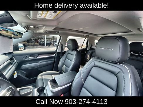New 2026 GMC Terrain Denali w/ LPO, Floor Liner Package image 13