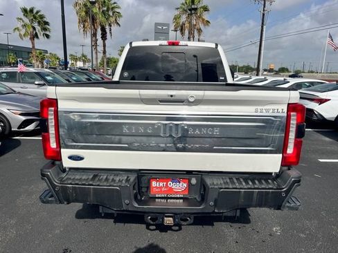 Used 2024 Ford F250 King Ranch w/ FX4 Off-Road Package AWD/4WD image 5