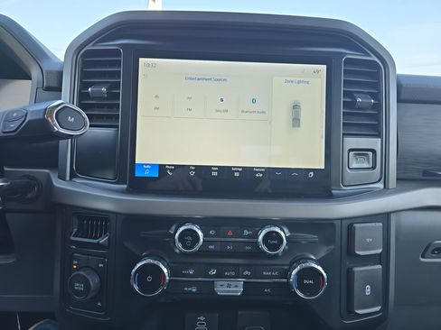 Used 2025 Ford F150 XLT w/ Equipment Group 301A Standard image 25