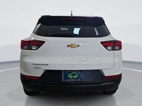 Certified 2024 Chevrolet TrailBlazer LS w/ LS Convenience Package FWD image 5