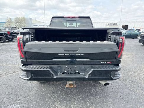 Used 2024 GMC Sierra 2500 AT4 w/ Technology Package AWD/4WD image 24