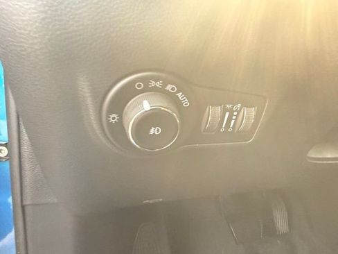 Used 2026 Jeep Compass Trailhawk AWD/4WD image 11
