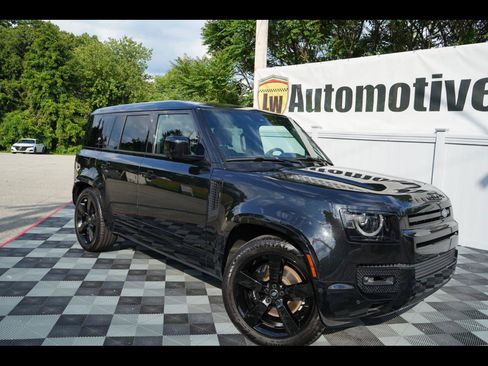 Used 2023 Land Rover Defender 110 V8 AWD/4WD image 1