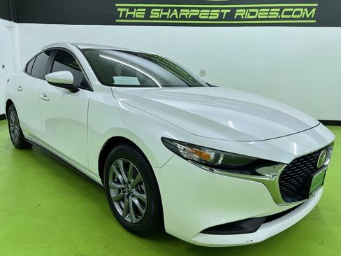 Used 2024 MAZDA MAZDA3 s FWD image 2