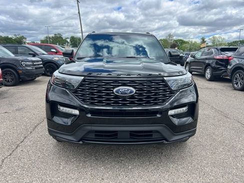 Certified 2023 Ford Explorer ST-Line w/ Class IV Trailer Tow Package AWD/4WD image 2