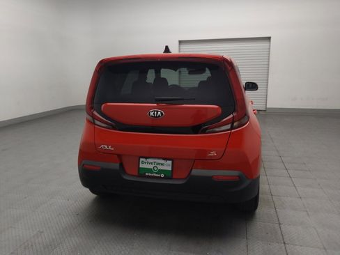 Used 2020 Kia Soul S FWD image 7
