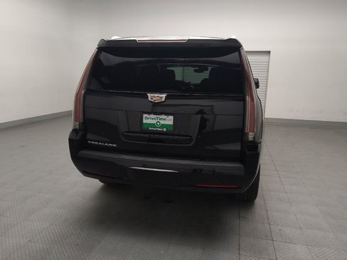 Used 2019 Cadillac Escalade Premium Luxury w/ Escalade Sport Edition RWD image 7
