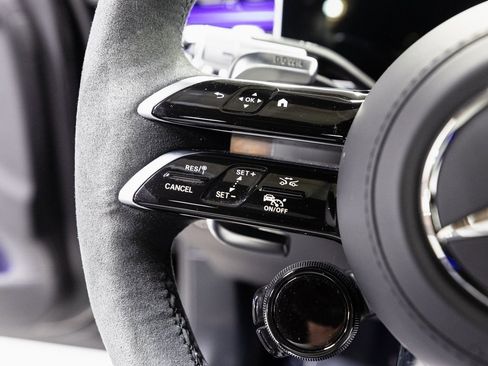 Used 2025 Mercedes-Benz S 63 AMG S image 11