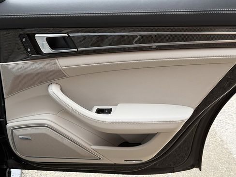 Certified 2022 Porsche Panamera 4 image 25