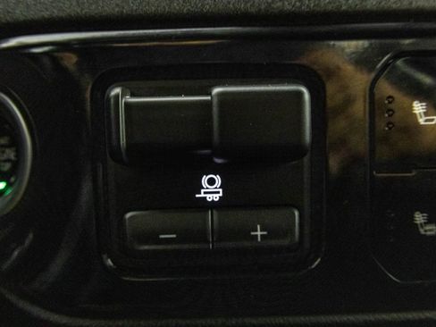 Certified 2023 GMC Sierra 1500 Elevation AWD/4WD image 32