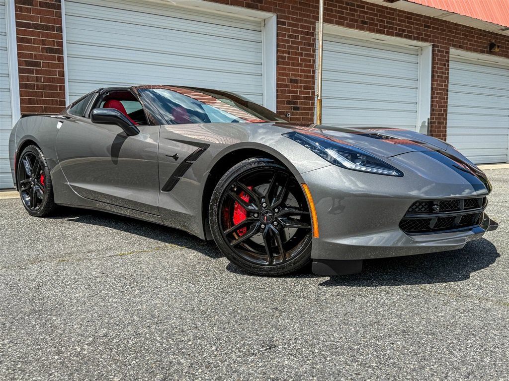 Used 2016 Chevrolet Corvette Stingray Coupe RWD image 29