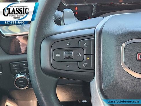 Used 2024 GMC Sierra 1500 Elevation image 26