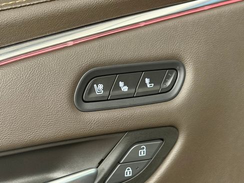 Used 2021 Cadillac Escalade Sport AWD/4WD image 29