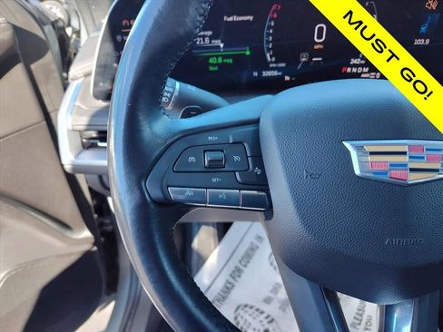 Used 2024 Cadillac XT4 Premium Luxury image 15