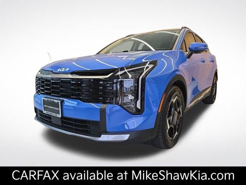 Certified 2026 Kia Sportage EX w/ EX Panorama Roof Package image 1