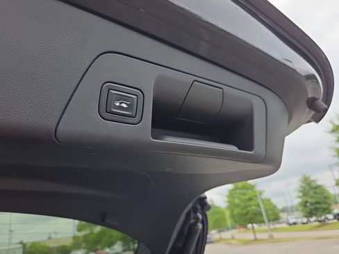 Used 2021 Buick Envision Preferred FWD image 33
