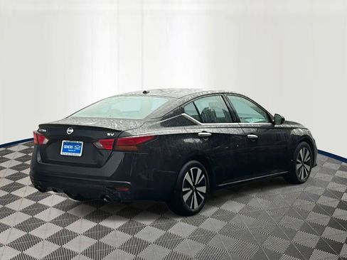 Used 2019 Nissan Altima 2.5 SV FWD image 5