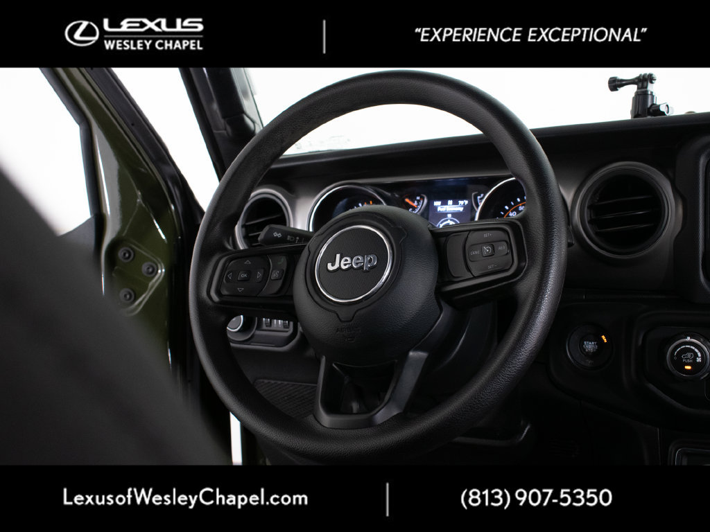 Used 2021 Jeep Wrangler Sport AWD/4WD image 16