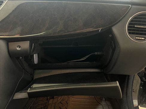 Used 2011 Mercedes-Benz CLS 550 image 27