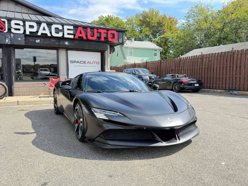 Used 2022 Ferrari SF90 Stradale AWD/4WD image 4
