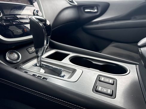 Used 2021 Nissan Murano SV image 21