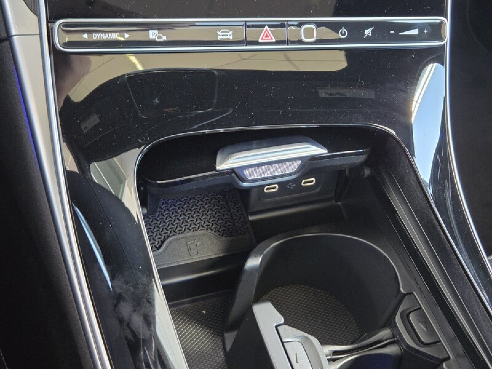New 2026 Mercedes-Benz C 300 Sedan image 23