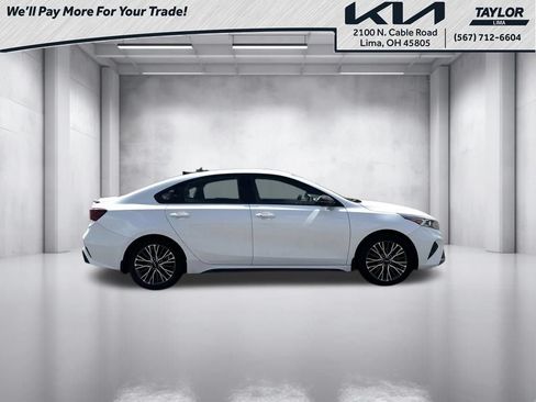 Used 2023 Kia Forte GT-Line FWD image 16