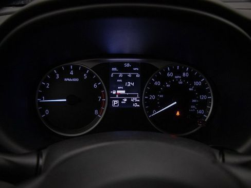 New 2025 Nissan Kicks Play S image 30