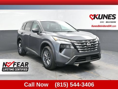 Used 2024 Nissan Rogue S AWD/4WD image 1