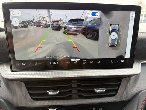 Certified 2025 Ford Explorer ST-Line AWD/4WD image 11