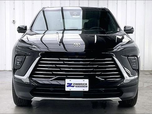 New 2026 Buick Enclave Preferred w/ Power Package image 3