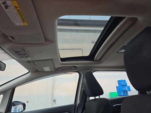 Used 2015 Honda Fit EX image 21