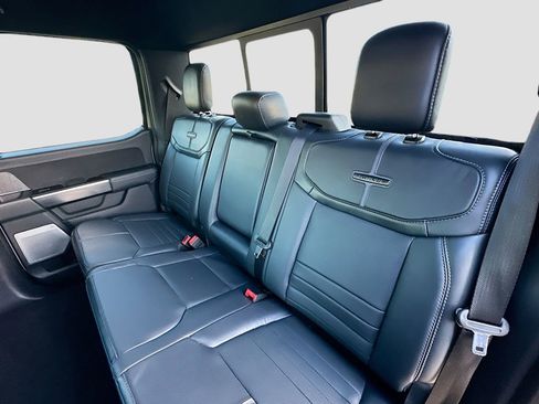 Used 2023 Ford F150 Platinum image 25
