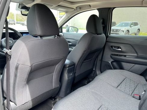 New 2026 Nissan Kicks SV w/ SV Premium Package AWD/4WD image 27