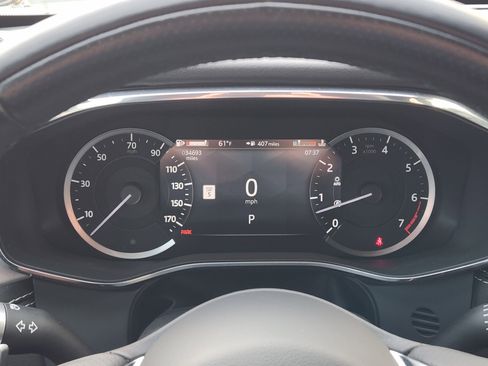 Certified 2023 Jaguar F-PACE R-Dynamic S AWD/4WD image 18