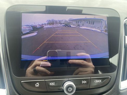 Used 2020 Chevrolet Malibu LT image 13