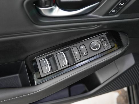 Used 2024 Honda Accord Touring image 18