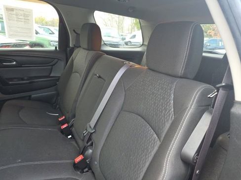 Used 2015 GMC Acadia SLE image 12