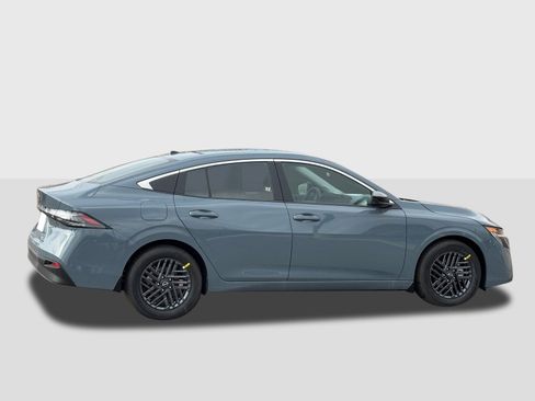 New 2026 Nissan Sentra SV image 7