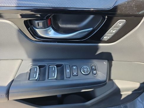 Used 2024 Honda CR-V Sport Touring image 12
