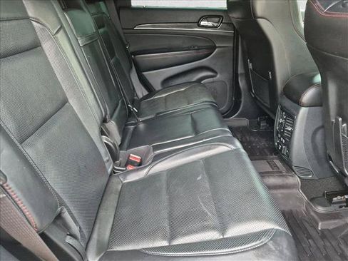 Used 2019 Jeep Grand Cherokee Trailhawk w/ Trailhawk Luxury Group AWD/4WD image 21