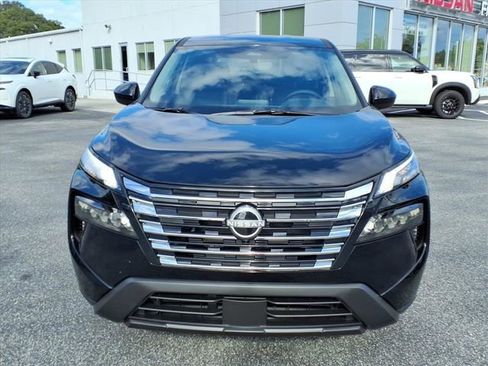 New 2026 Nissan Rogue SV FWD image 3