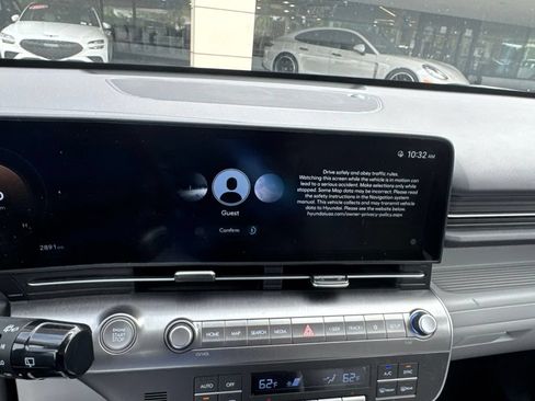 Used 2025 Hyundai Kona SEL FWD image 21
