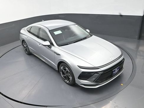 New 2026 Hyundai Sonata SEL FWD image 21