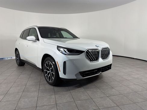 Certified 2026 BMW X3 xDrive30i AWD/4WD image 7