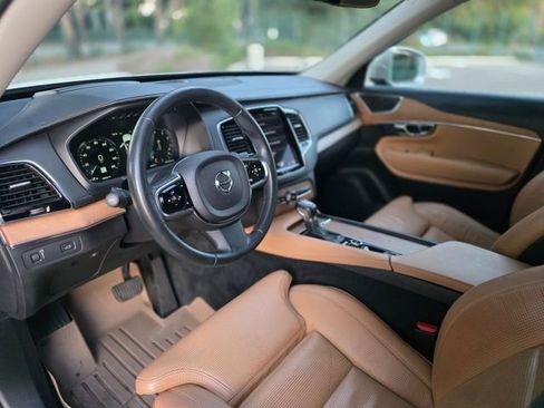 Used 2016 Volvo XC90 T6 Inscription w/ Vision Package image 26