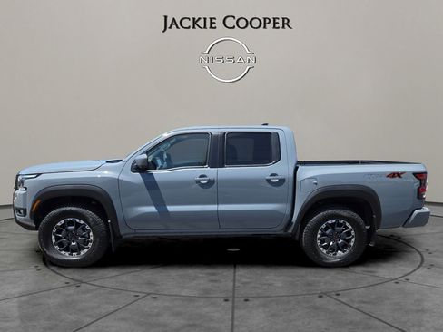 New 2025 Nissan Frontier PRO-4X w/ Pro Convenience Package image 2