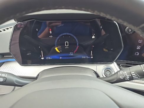 Used 2024 Chevrolet Trax LT w/ Driver Confidence Package image 20