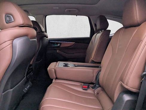 Certified 2024 Acura MDX SH-AWD w/ Technology Package image 21